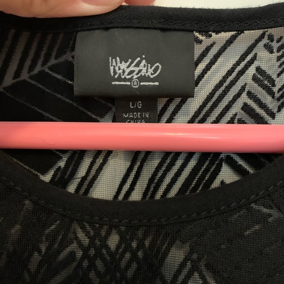 Mossimo Black Sheer Women’s Size Large Long Flowy Tank Top NWOT! - Picture 2 of 3